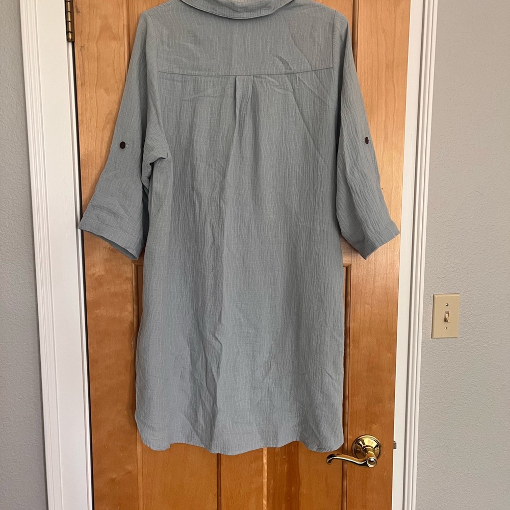 Nomad Light Blue Button-Front Maxi Dress - Picture 6 of 7